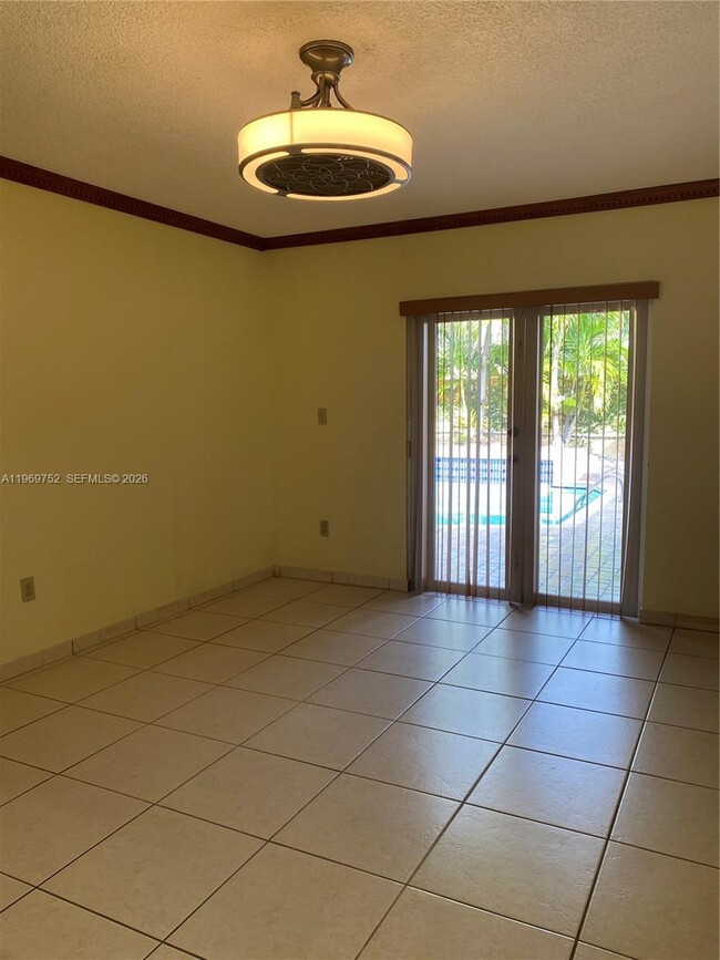 Building Photo - 720 NW 123rd Ave