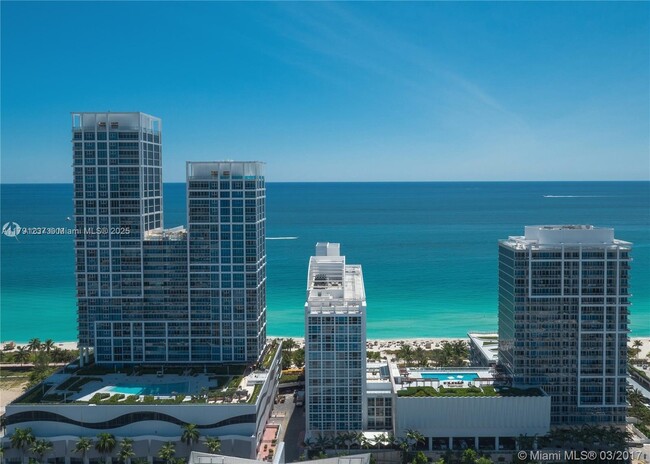 Primary Photo - 6801 Collins Ave