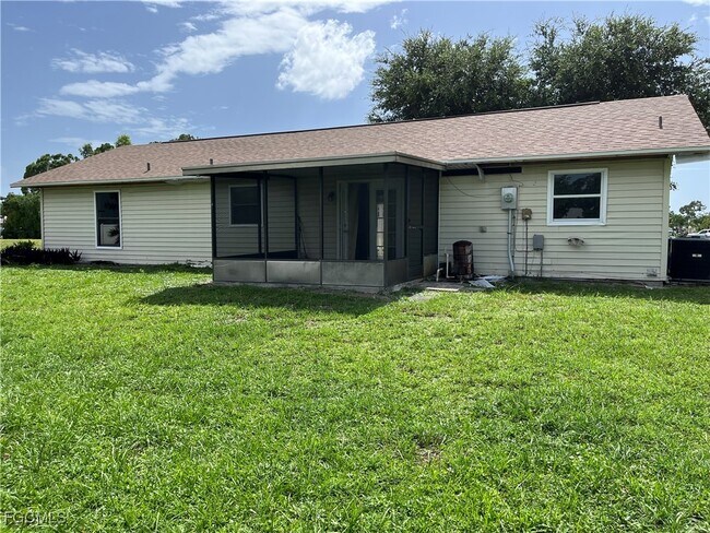 Building Photo - 17509 Lee Rd