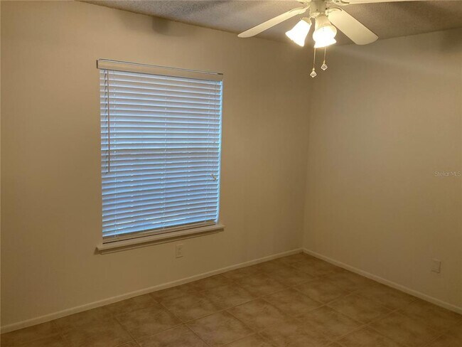 Building Photo - 5477 Lake Margaret Dr