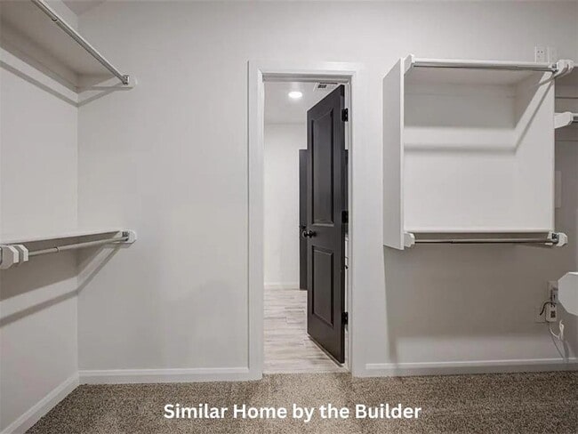 Building Photo - 2004 W Flintlock Wy