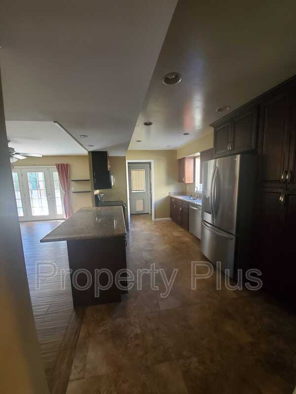 Building Photo - 5332 N 82nd St