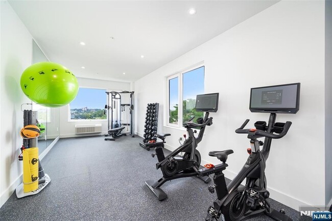 Building Photo - 3309 Liberty Ave