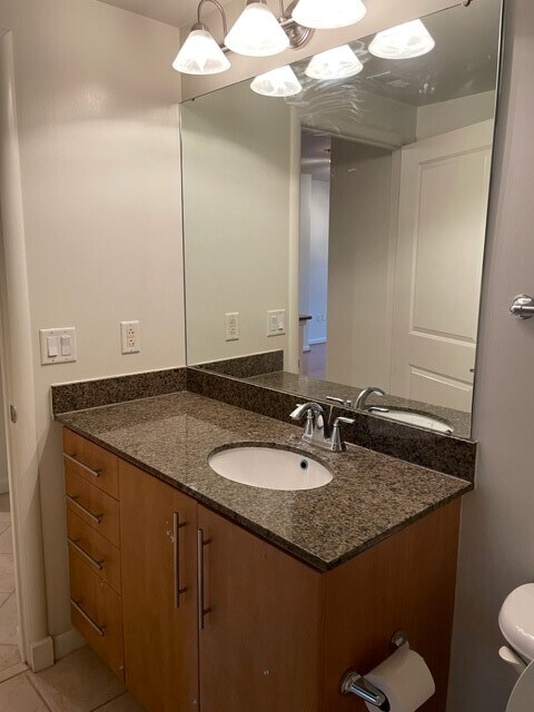 Building Photo - 1021 N Garfield St