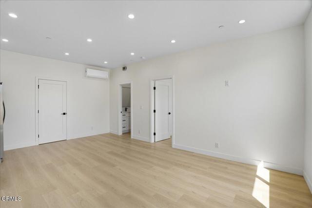 Building Photo - 1901 Ocean Ave