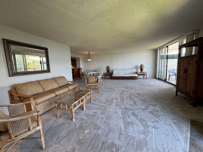 Building Photo - Hale Kahakai-Stunning Oceanview Condo