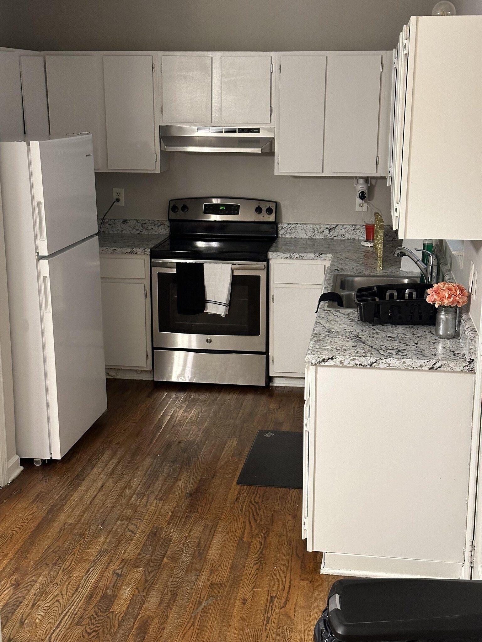 Building Photo - 988 Sims Ave NW