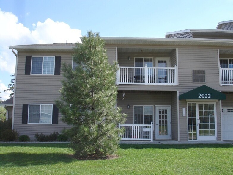 Building Photo - 2022 29th Pl NW