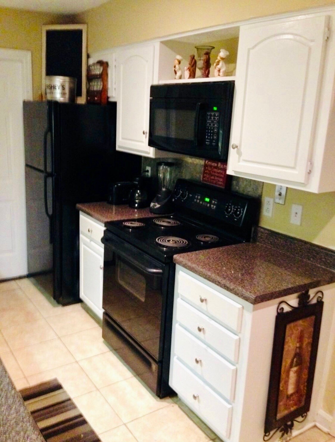 Kitchen - 1022 Old Mayhew Rd