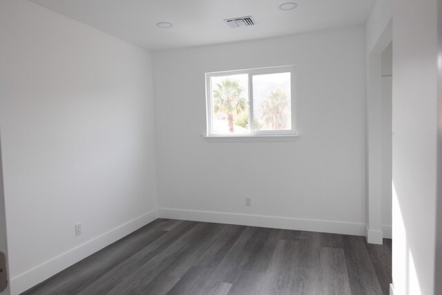 Building Photo - 53130 Avenida Mendoza