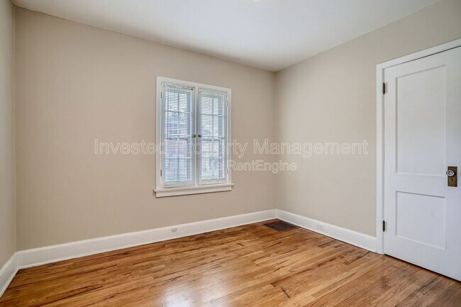 Building Photo - 384 N Ogden St