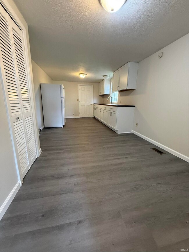 Building Photo - 1869 Forsythe Ln