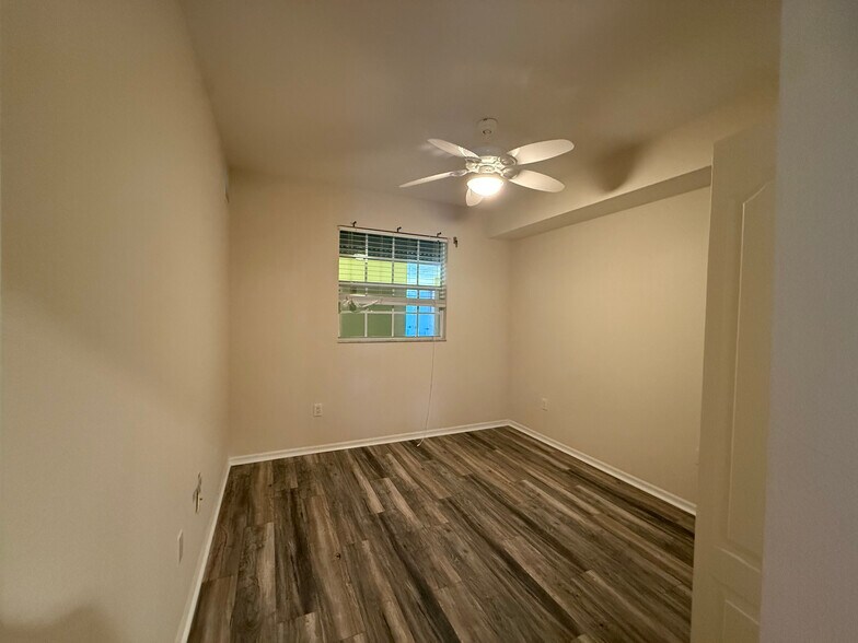 Building Photo - 6816 Sterling Greens Pl