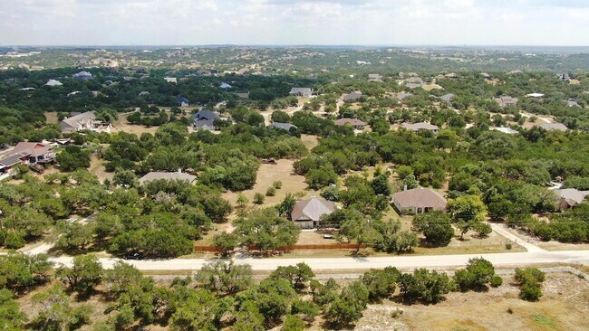 Building Photo - 1021 Westland Ridge Rd