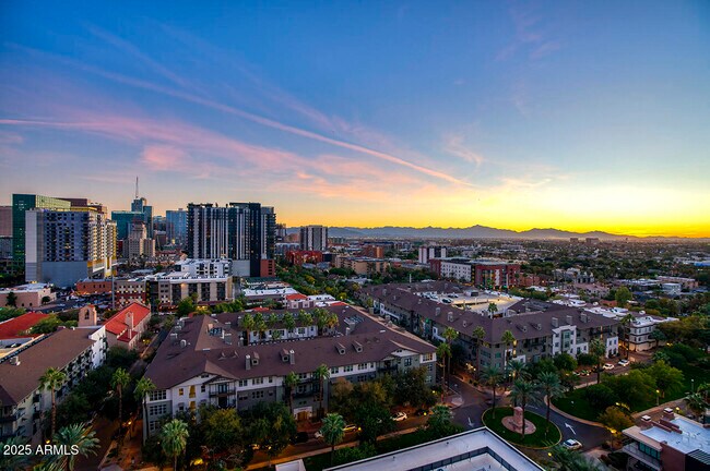 Building Photo - 200 W Portland St