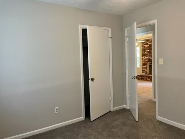 Building Photo - A place to call home!