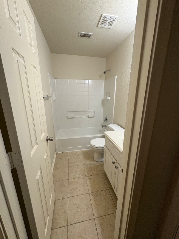 Building Photo - 400 Angler Dr