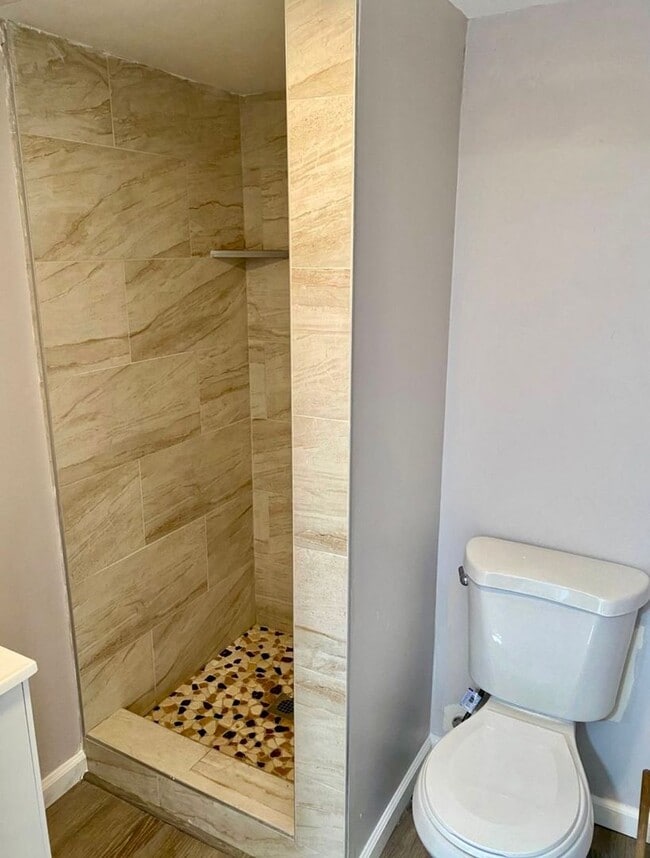 Building Photo - Charming Studio Near Downtown SLO