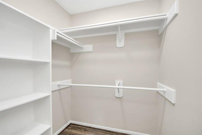 Building Photo - 16731 Sussex Dr