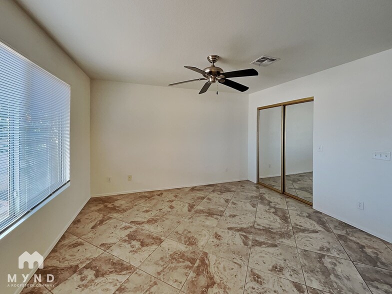 Building Photo - 4123 S Ferris Dr