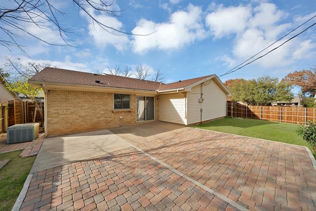 Building Photo - 1611 Celeste Ct