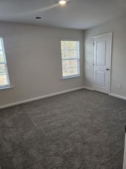 Building Photo - 102 Lowland Dr