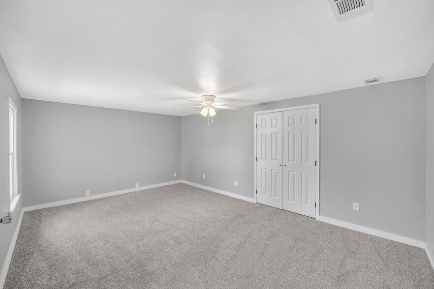 Building Photo - 4255 State Highway 323 W