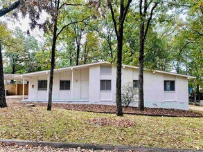 Building Photo - Pleasant Valley house for rent wlr