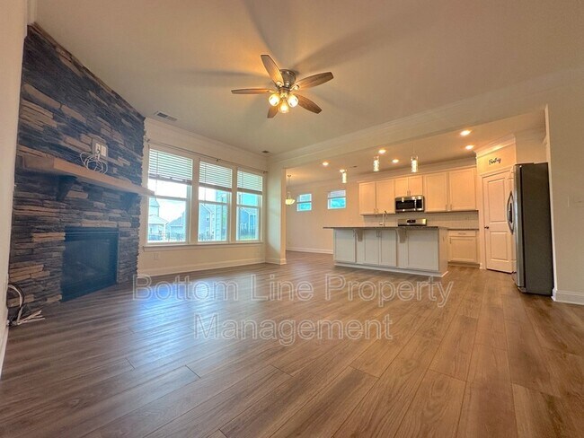 Building Photo - 4487 Fls Lk Dr S W