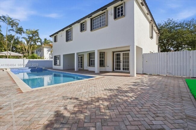 Building Photo - 16310 NW 84th Ct