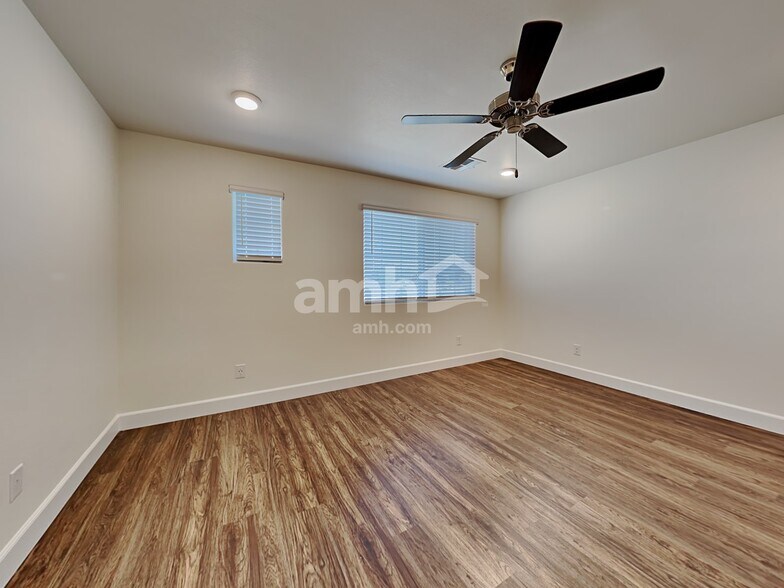 Building Photo - 72 Cabaletta Ln