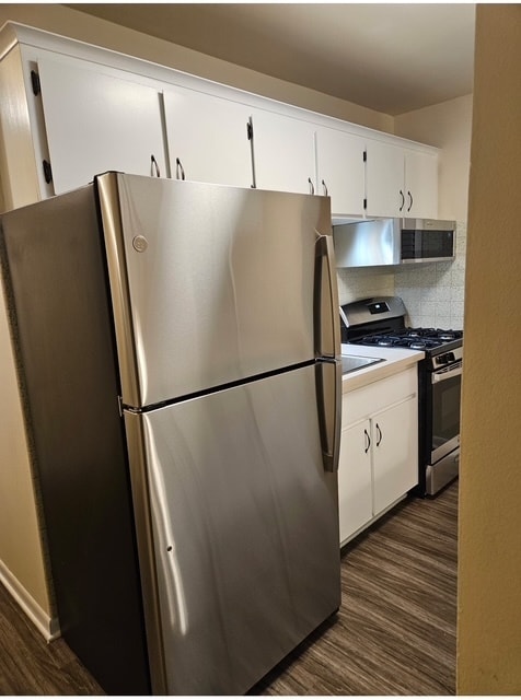 Building Photo - 5617 6th Ave