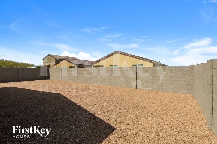 Building Photo - 7020 E Teal Way