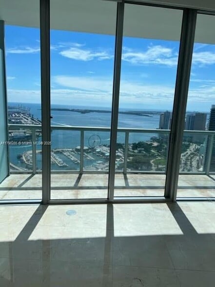 Building Photo - 888 Biscayne Blvd
