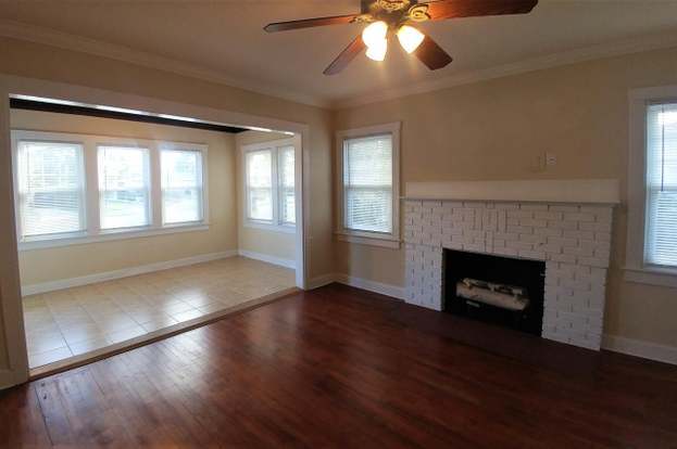 Building Photo - 415 Greenbriar Dr