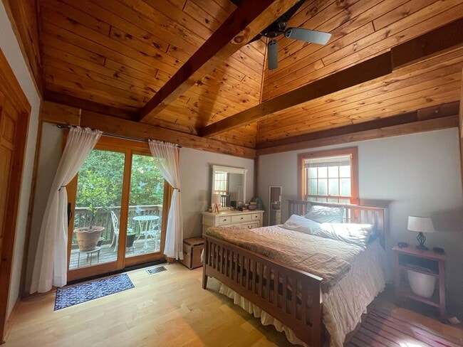 Building Photo - Refined Mountain Retreat on 38 Private Acr...