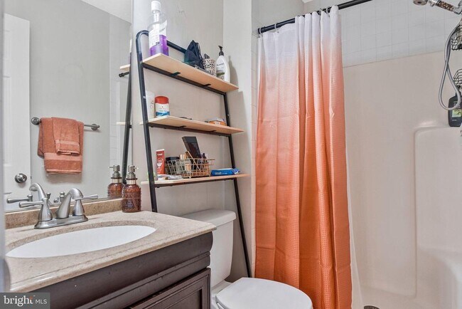 Building Photo - 4037 Broadbill Cir
