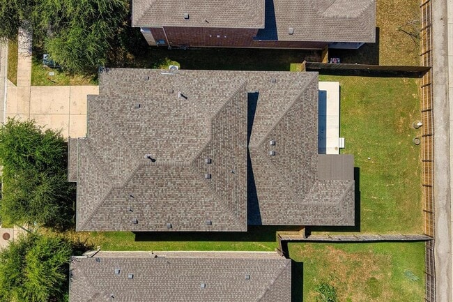 Building Photo - 1341 Eagle Ray St