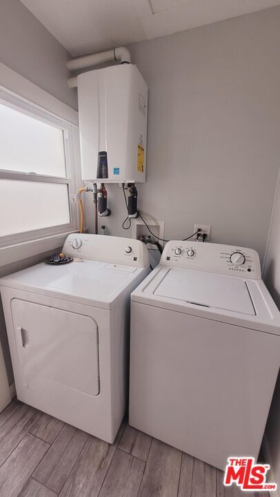 Building Photo - 5405 Russell Ave