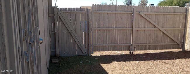 Building Photo - 8002 West Campbell Ave