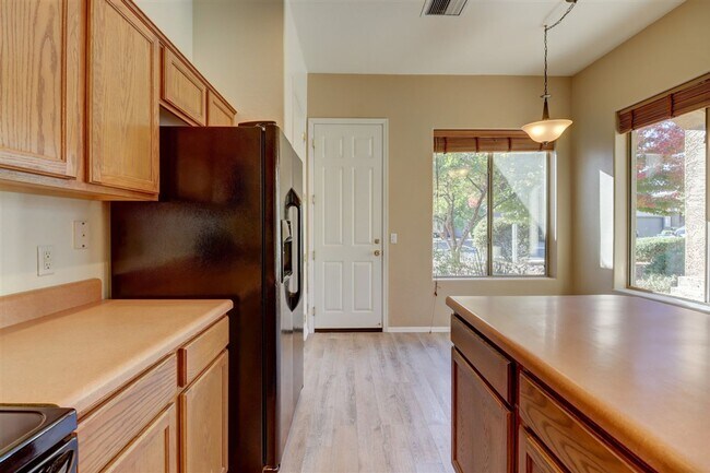 Building Photo - 3 bed, 2 bath Granville Home for Rent!