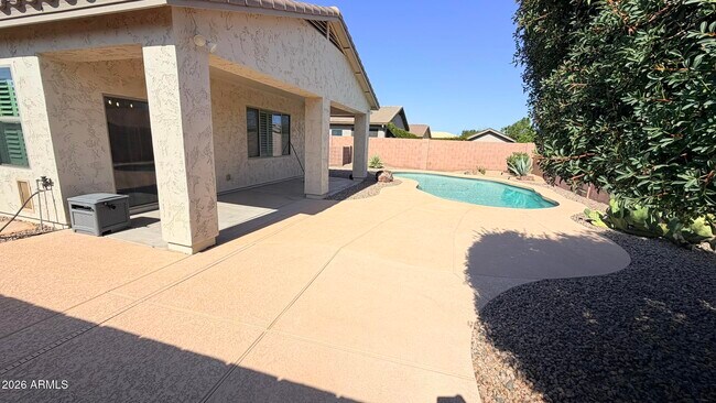 Building Photo - 40750 W Colby Dr