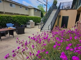 Building Photo - Los Gatos Garden Apartments