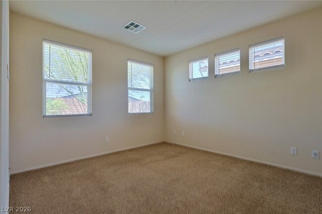 Building Photo - 2124 Del Aqua Ave