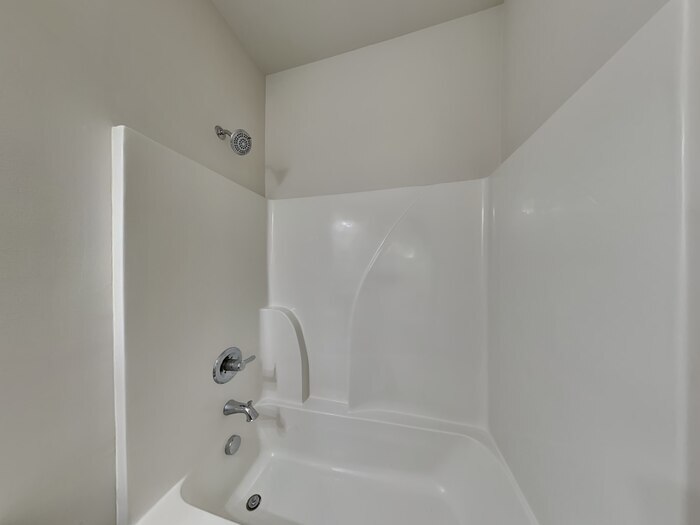 Building Photo - 224 St Andrews Pl Dr