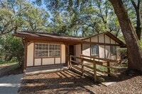 Building Photo - 3103 Pontiac Dr