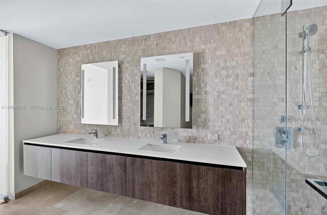 Building Photo - 88 SW 7th St