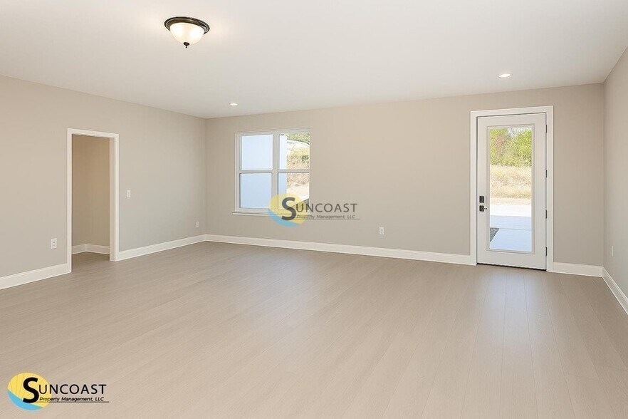 Building Photo - 16837 SW 47th Court Rd