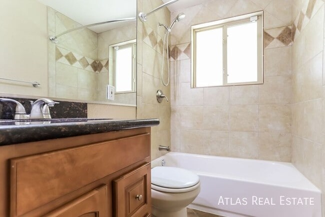 Building Photo - 6795 Allison St