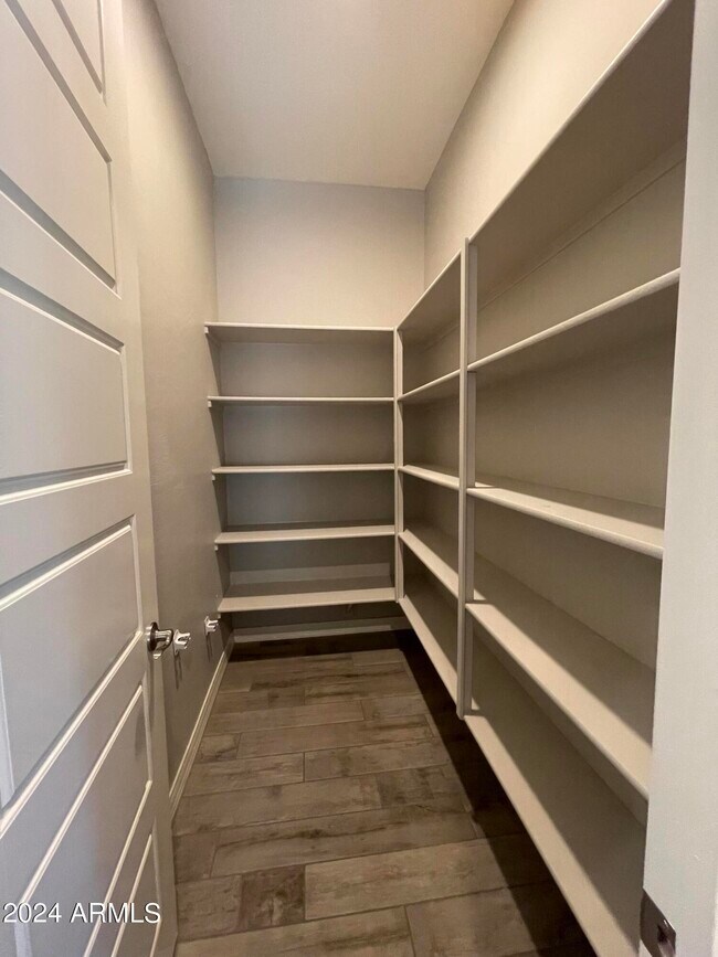 Building Photo - 22834 E Silver Crk Ln